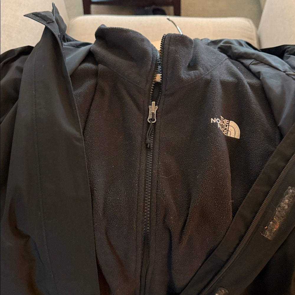 The North Face Shell Jacket - Picture 4 of 4